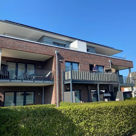 2106 - Strandwiese *